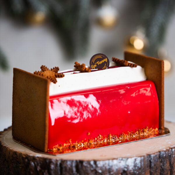 BÛCHE VANILLE ET FRUITS ROUGES BOULANGERIE EPIFANNY